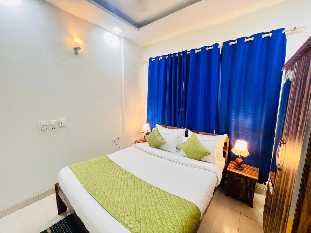 Hotel Park Pride Pitampura New Delhi, Couple Friendly エクステリア 写真