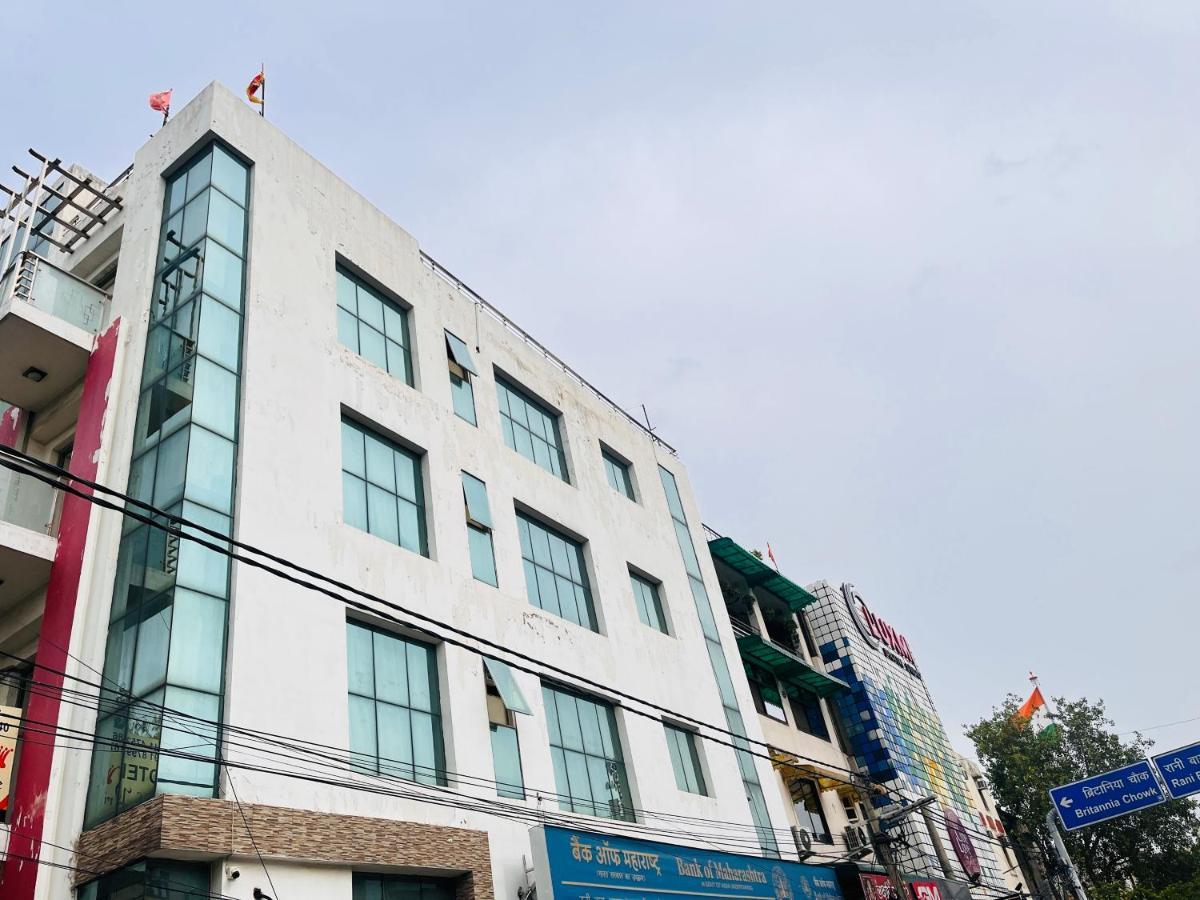 Hotel Park Pride Pitampura New Delhi, Couple Friendly エクステリア 写真