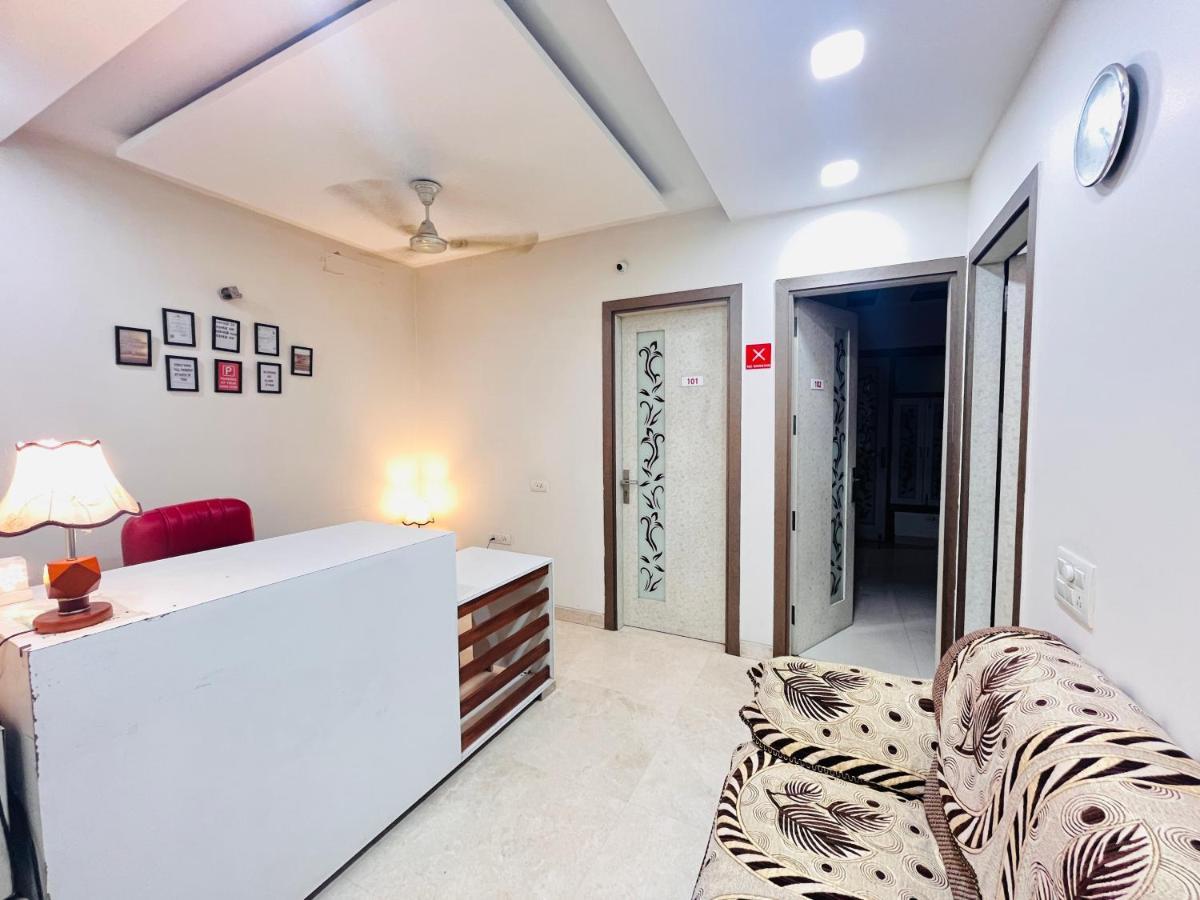Hotel Park Pride Pitampura New Delhi, Couple Friendly エクステリア 写真