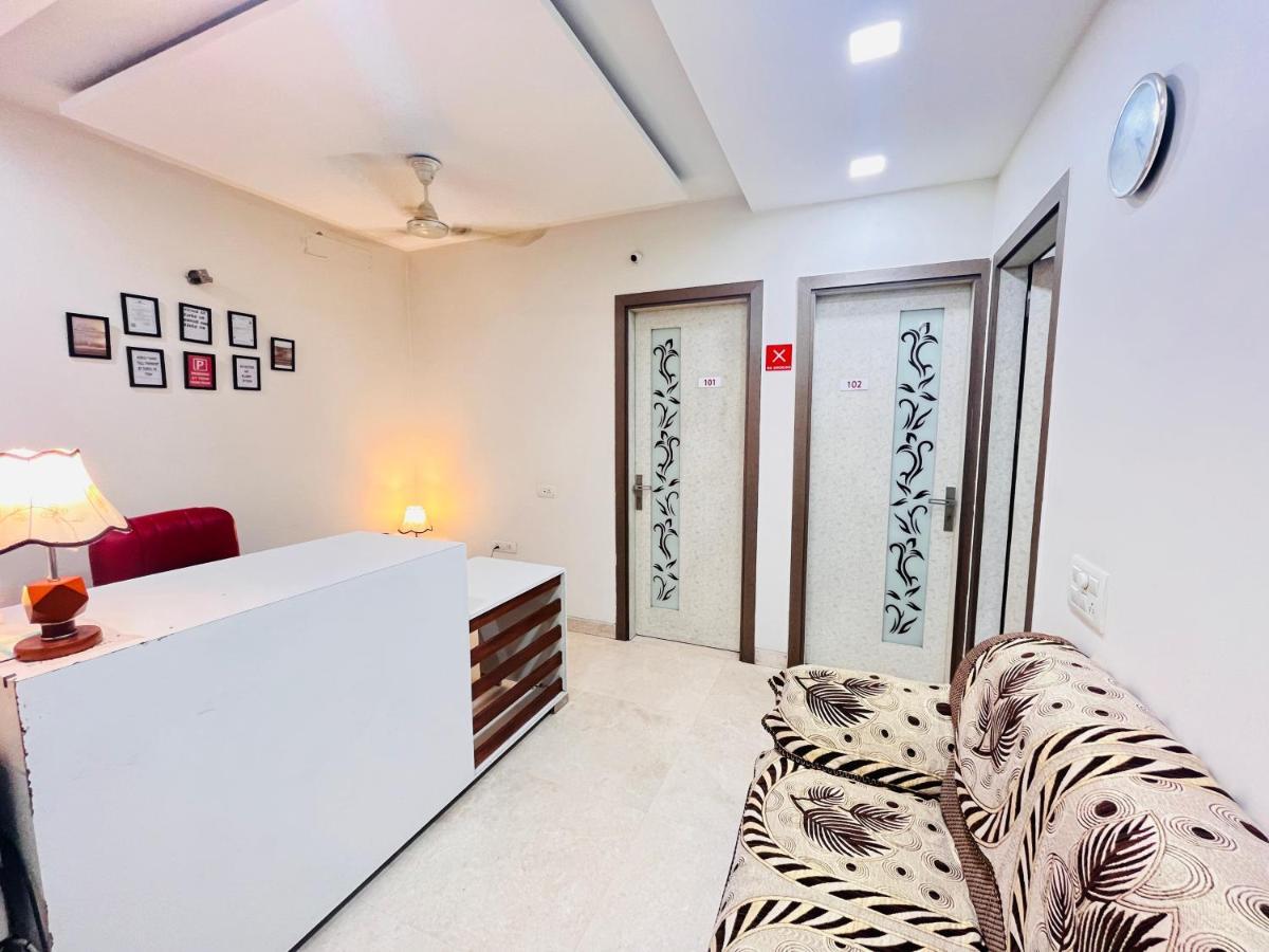 Hotel Park Pride Pitampura New Delhi, Couple Friendly エクステリア 写真