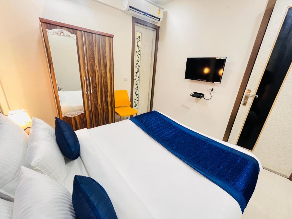Hotel Park Pride Pitampura New Delhi, Couple Friendly エクステリア 写真
